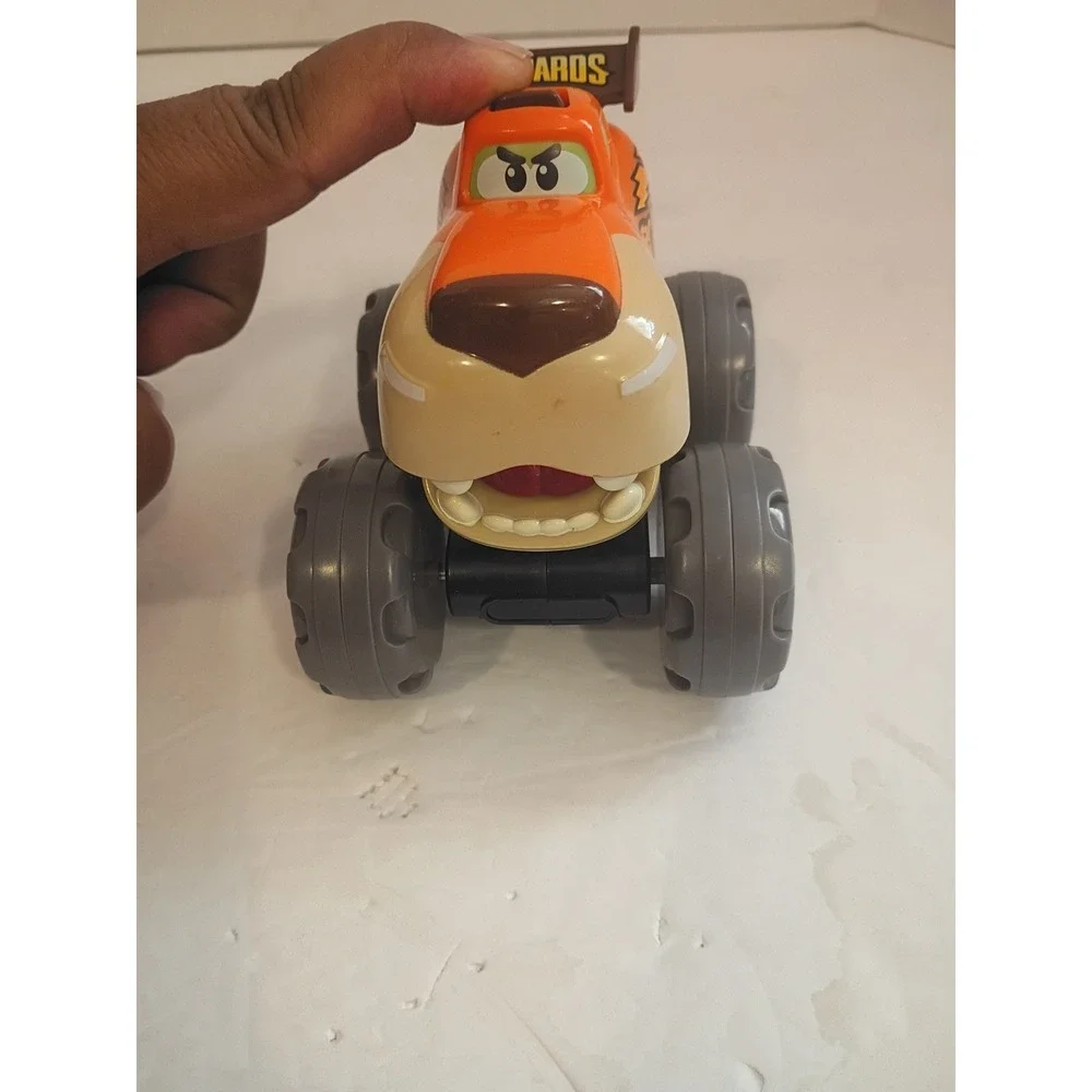 Chomp Squad Leopards Monster Truck Toy Orange Leopard Chomping Action Vehicle